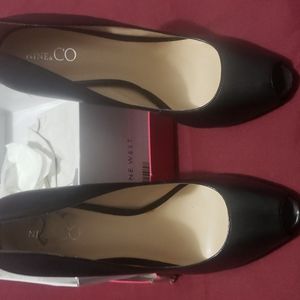 Peep toe platform black nine west heels